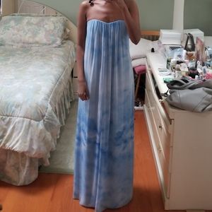 Alica & Olivia Strapless Gown